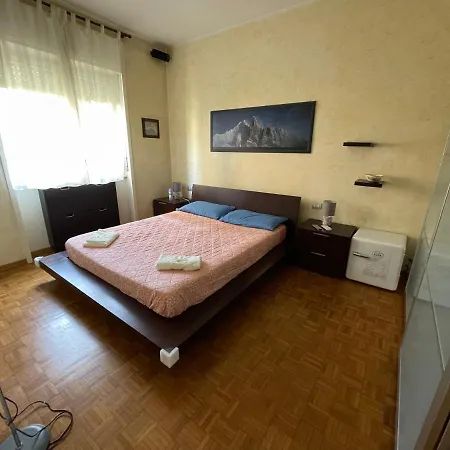 Impeccable In Next To M1 Metro 10 Mins Away From Duomo Wi-fi Feel Like