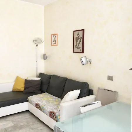 Impeccable In Next To M1 Metro 10 Mins Away From Duomo Wi-fi Feel Like Milaan